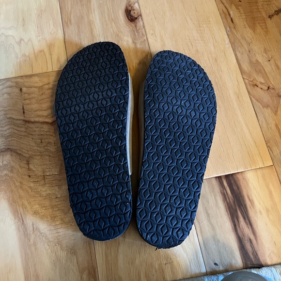 Target Sandals - Picture 2 of 2